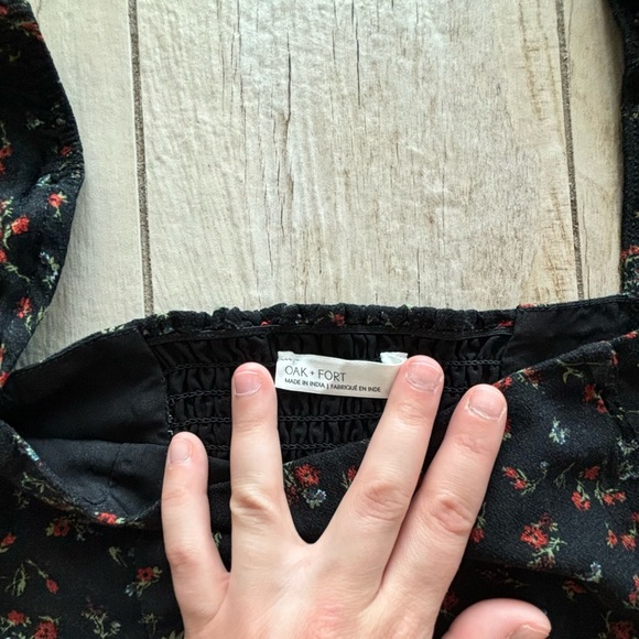 Rose pattern square neck long sleeve crop top - Picture 2 of 3